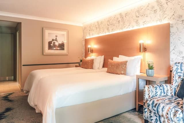 Signature Twin Room