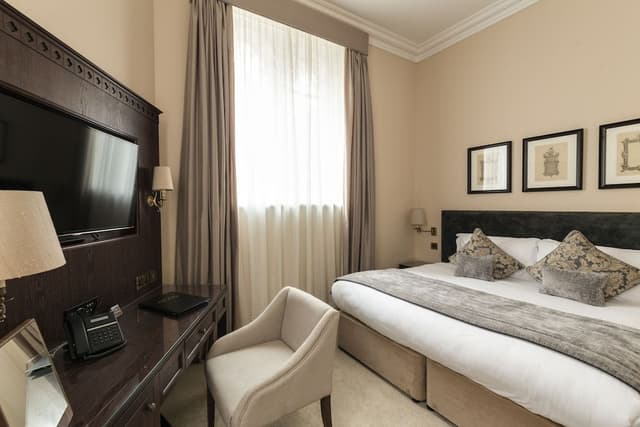 Classic Double Room