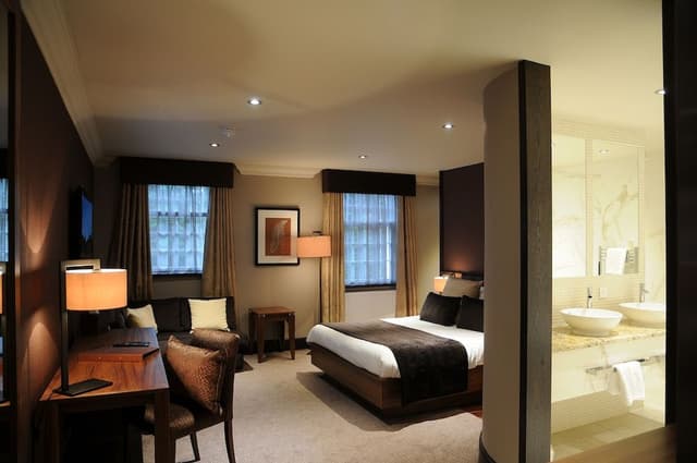 Junior Suite- Argyll