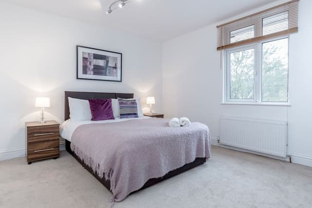 Classic Apartment, 3 Bedrooms (split level)