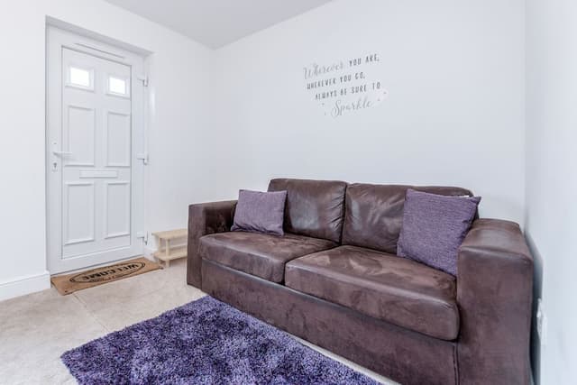 Classic Apartment, 3 Bedrooms (split level)