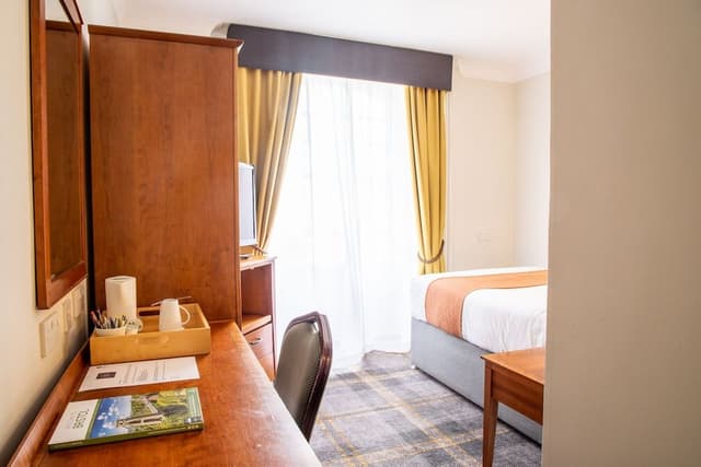 Single Room