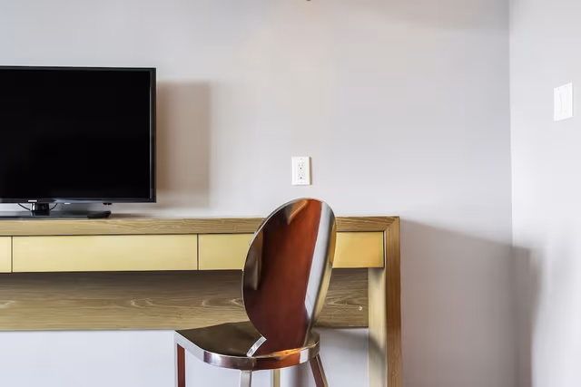 Standard Room, 1 King Bed, Private Bathroom (Self check-in)