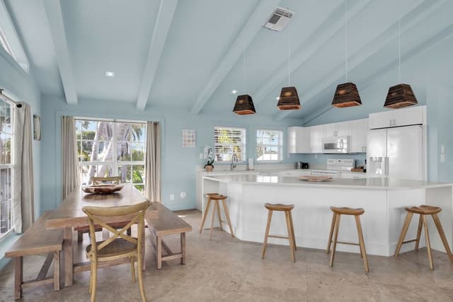 Waterfront Bougainvillea Two-Bedroom Master Suite