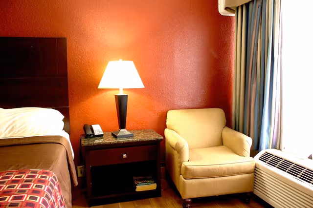 Standard Room, 1 King Bed, Accessible
