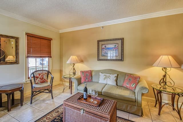 Suite, City View