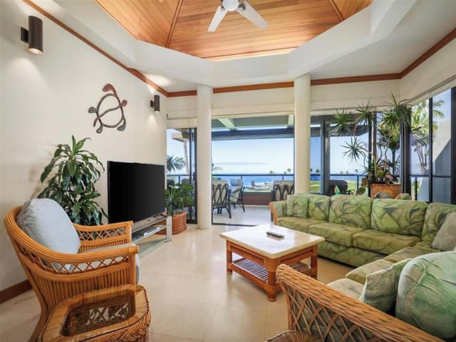 Condo, 2 Bedrooms, Ocean View (D202)