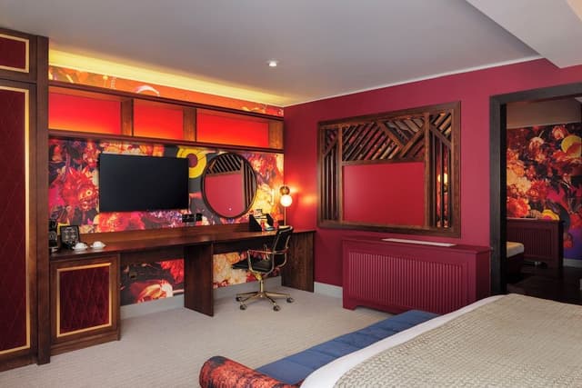 Suite