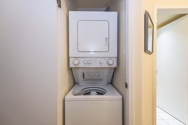Condo, 1 Bedroom