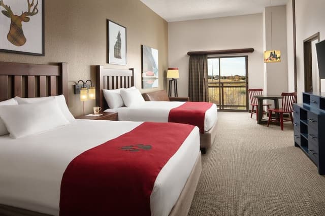Grand Bear Suite - Water Park Included