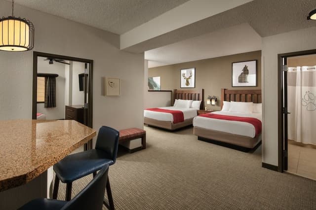 Grand Bear Suite - Water Park Included
