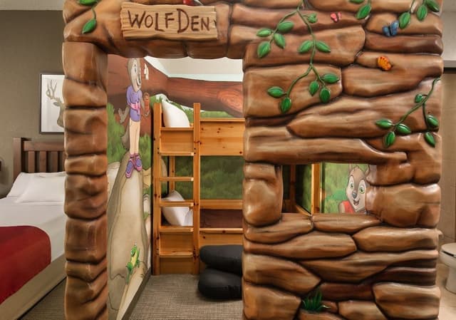 Wolf Den Suite - Water Park Included