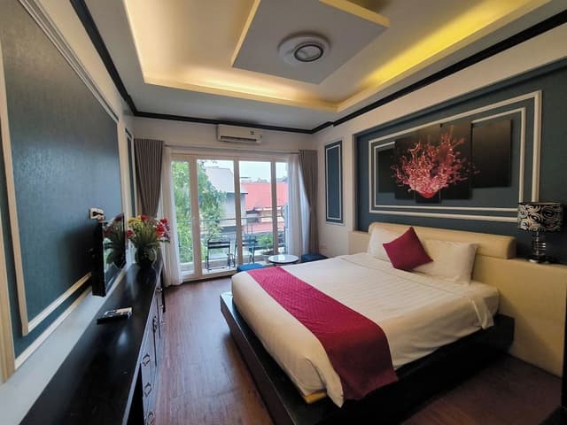Deluxe Room, Balcony
