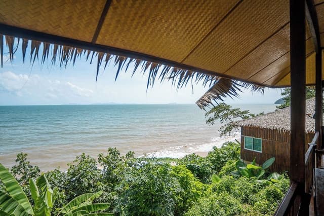 Family Villa, Beachfront