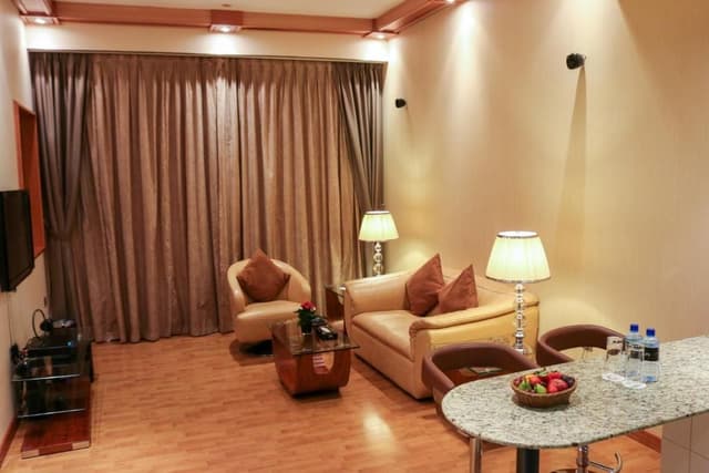 One-Bedroom Suite
