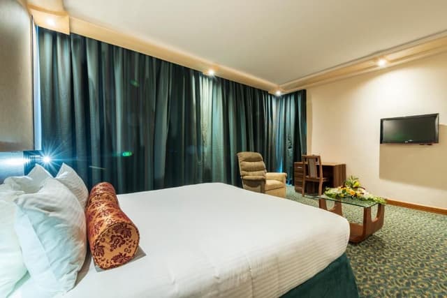 Two-Bedroom Royal Suite