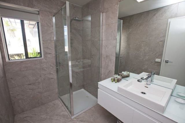 Three Bedroom House - Ocean View