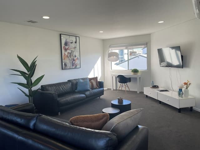 Three Bedroom House - Ocean View