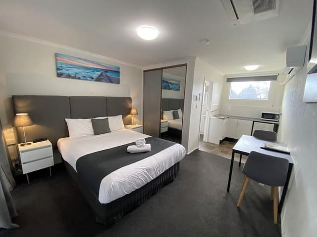 Standard Suite