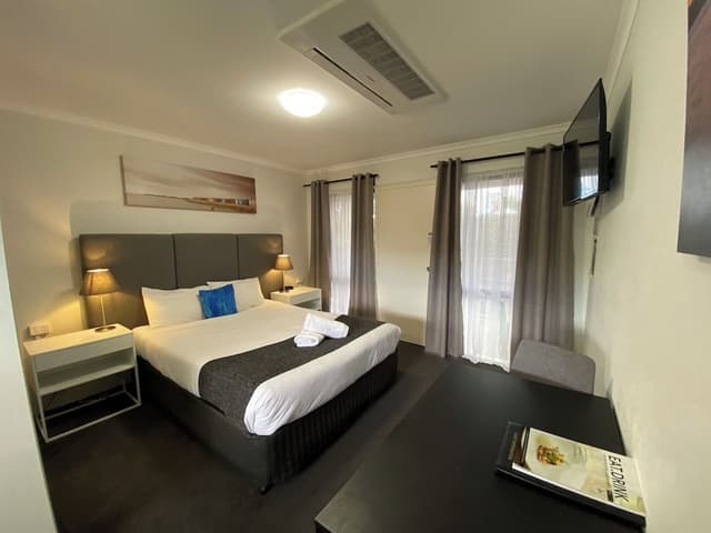 Standard Suite