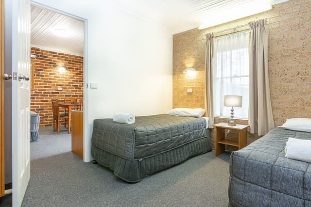 Family Room, Non Smoking, Kitchenette (2 Bedroom Family Suite)