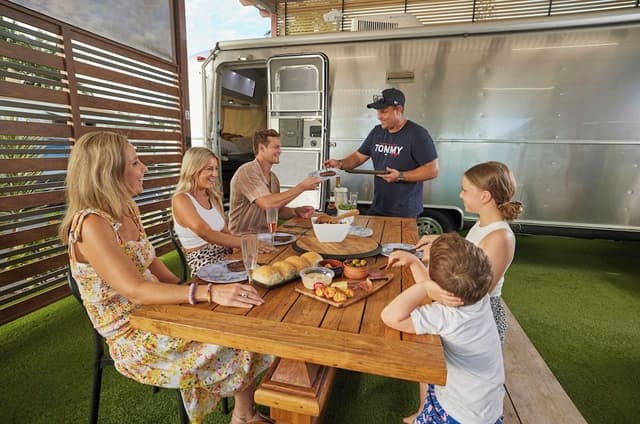 Airstream Caravan Glamping
