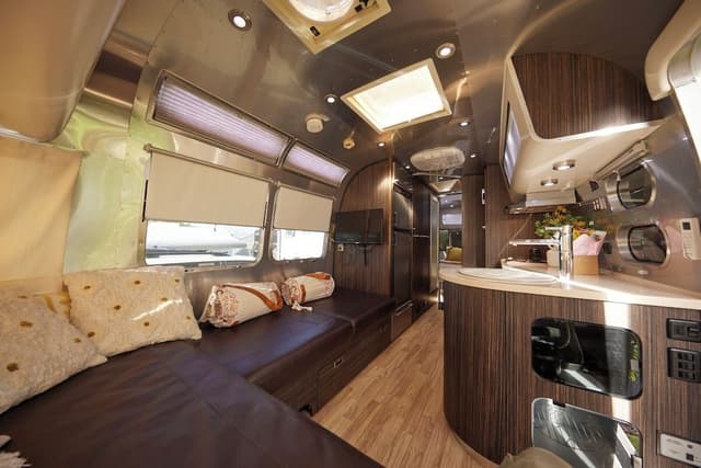 Airstream Caravan Glamping