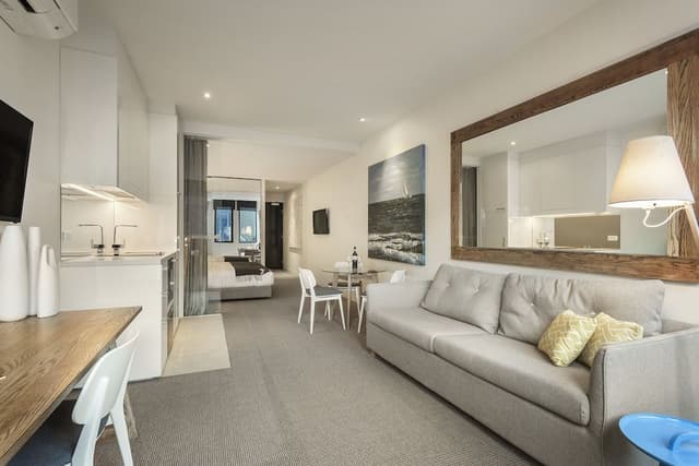 Executive Studio