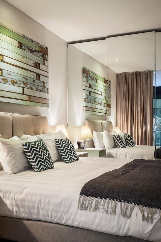 One Bedroom Apartment