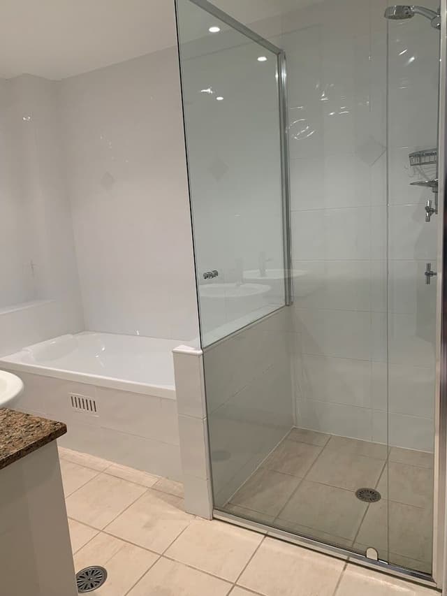 2 Bedroom Top Floor City View Apartment