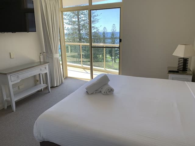 3 Bedroom Accessible Water View Apartment