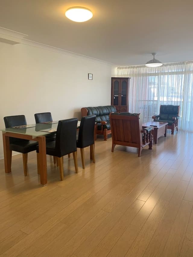 2 Bedroom Top Floor City View Apartment
