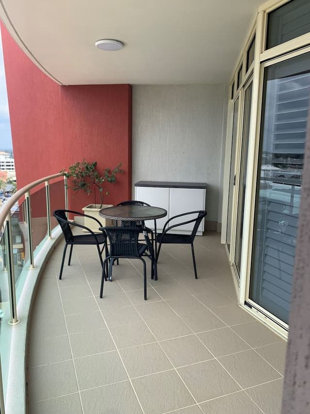 2 Bedroom Top Floor City View Apartment