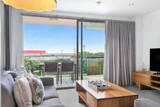 Apartment, Partial Sea View