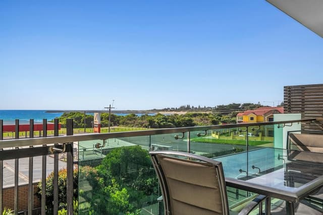 Penthouse Apartment - Ocean View