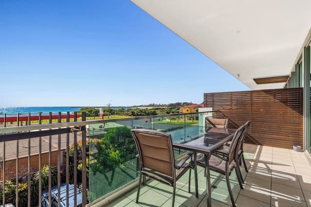 Penthouse Apartment - Ocean View
