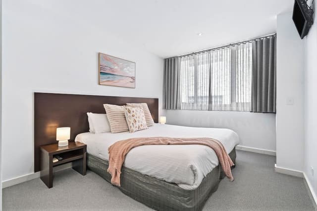 Apartment, Partial Sea View