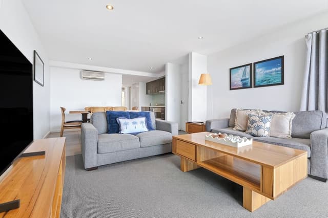 Apartment, Partial Sea View