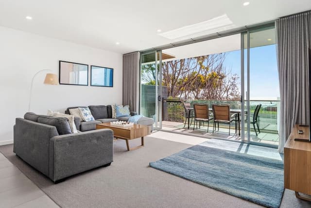 Penthouse Apartment - Ocean View