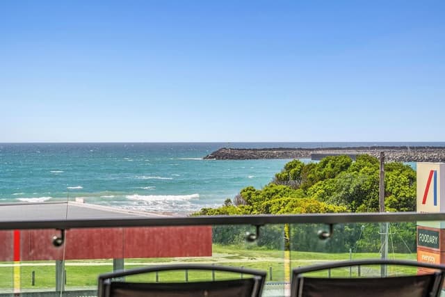 Penthouse Apartment - Ocean View