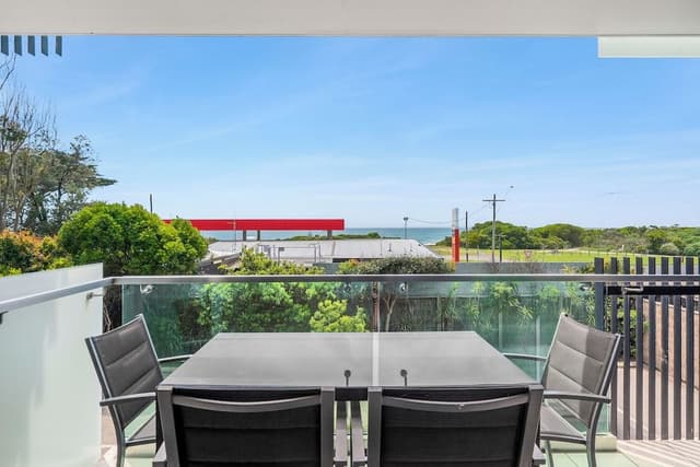 Apartment, Partial Sea View