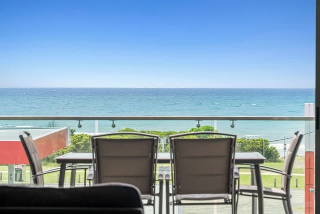 Penthouse Apartment - Ocean View