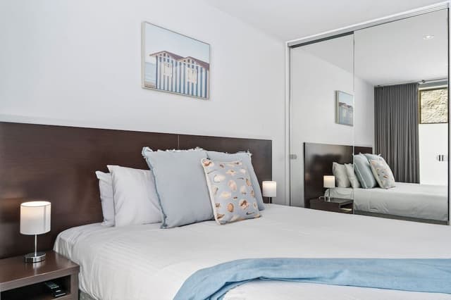 Apartment, Partial Sea View
