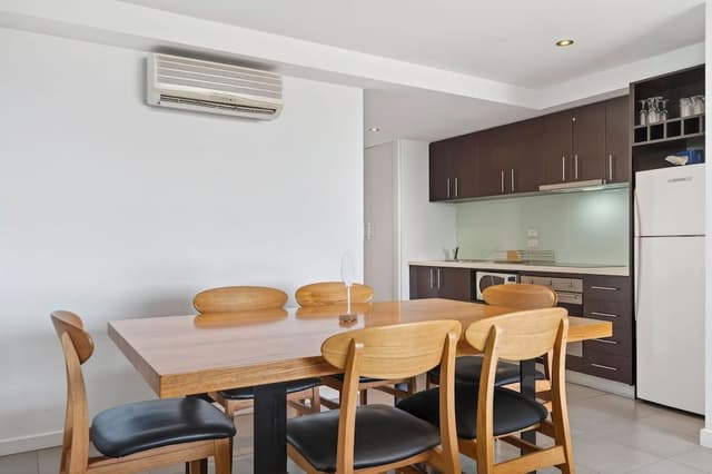 Apartment, Partial Sea View
