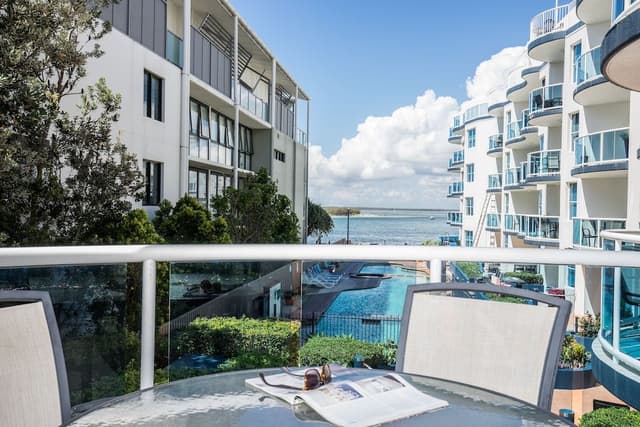 Superior Three Bedroom Apartment Partial Sea View