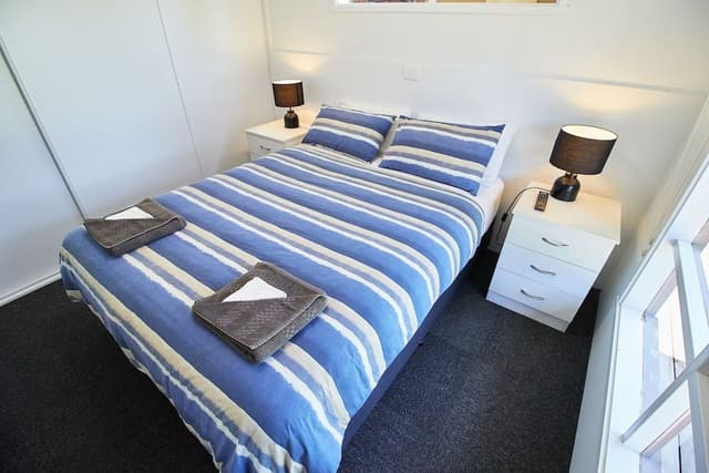 One Bedroom Cedar Cottage