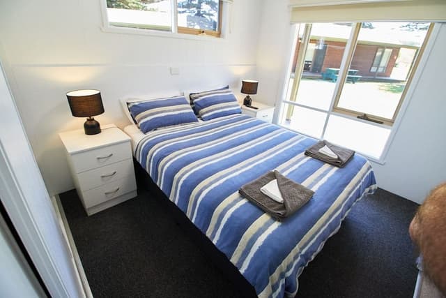 One Bedroom Cedar Cottage