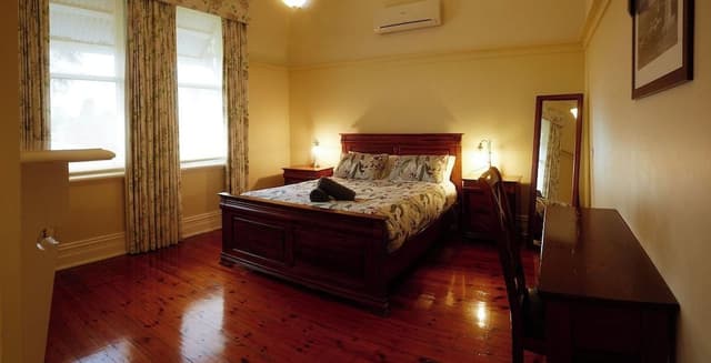Classic House, Mobility Accessible, Non Smoking