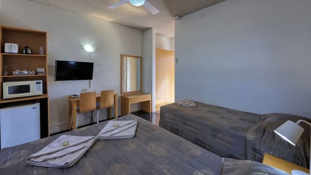 Twin Room - Non Smoking