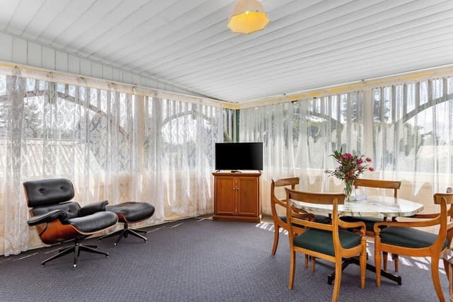 Premium Quadruple Room